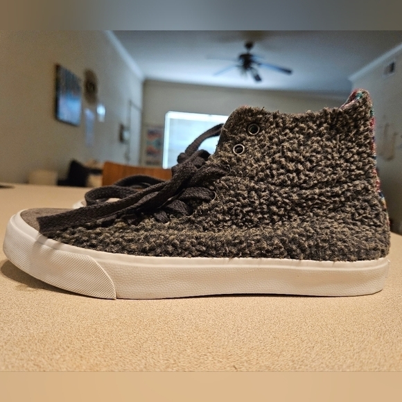 Inkkas Sherpa High Tops Handmade in Peru - Picture 3 of 10